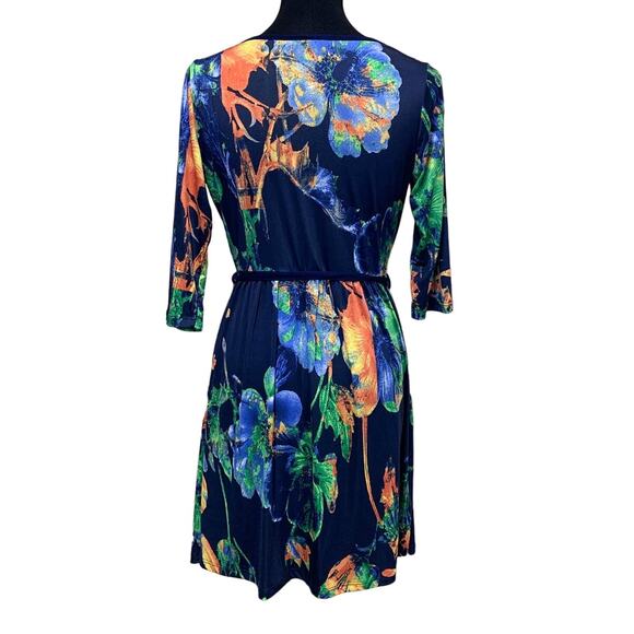 Gilli Large Tropical Floral Swoop Neck 3/4 Sleeve Midi Stretchy Body Con Dress - Picture 3 of 5
